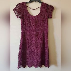 Women's S burgundy floral embroidered dress